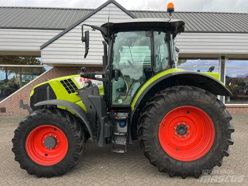 CLAAS Arion 510 Cis Tractoare