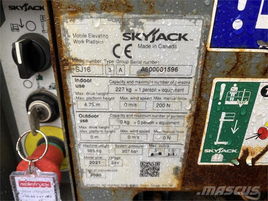SkyJack SJ16 Ascensoare verticale catarg