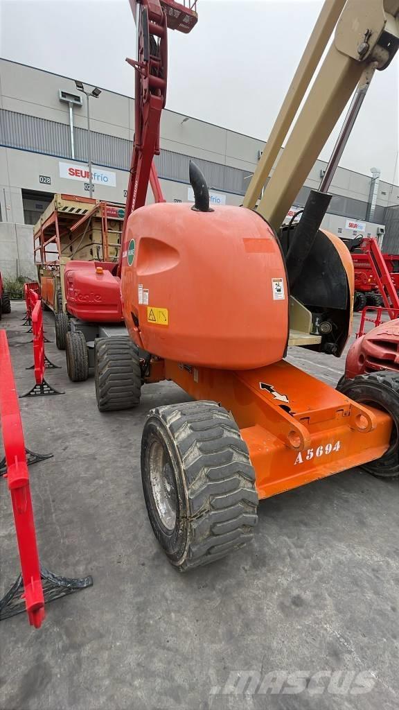 JLG 450 AJS II Nacele cu brat articulat