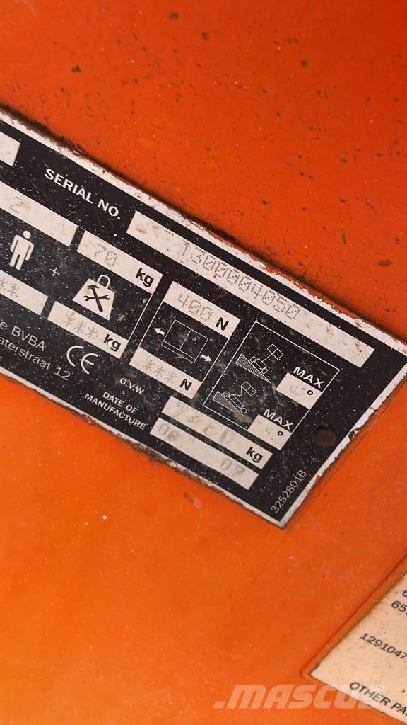 JLG 450 AJS II Nacele cu brat articulat