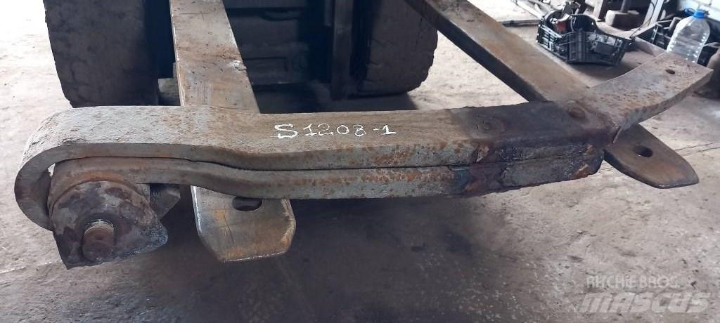 Scania 94 D.   1421061 Axe