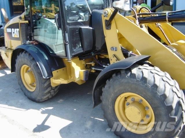 CAT 906 M Incarcator pe pneuri