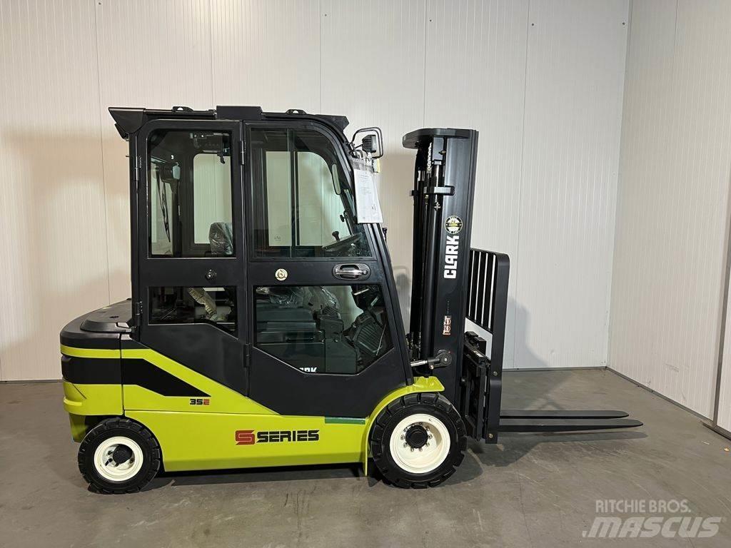 Clark SE35 Stivuitor electric