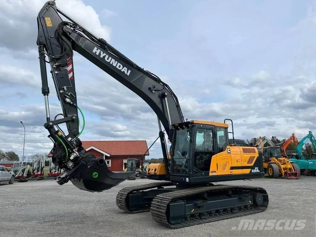 Hyundai HX 220 Excavatoare pe șenile
