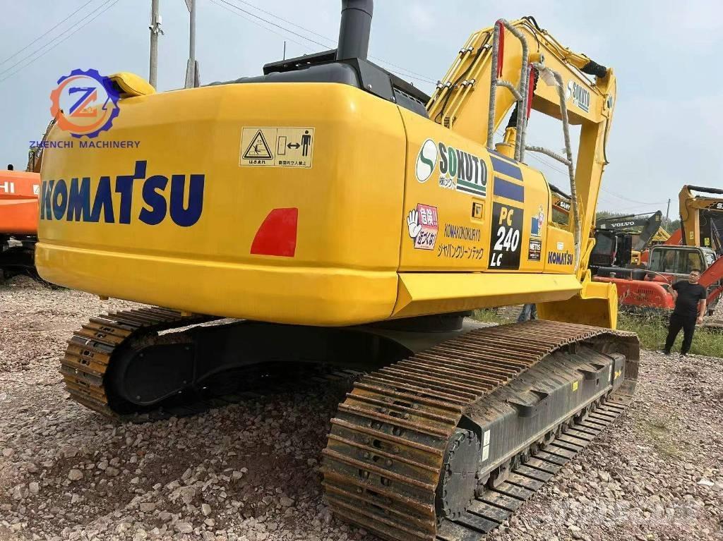 Komatsu PC 240-8 Excavatoare pe șenile
