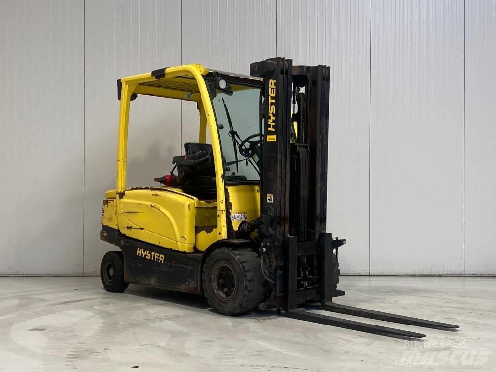 Hyster J3.5XN Stivuitor electric