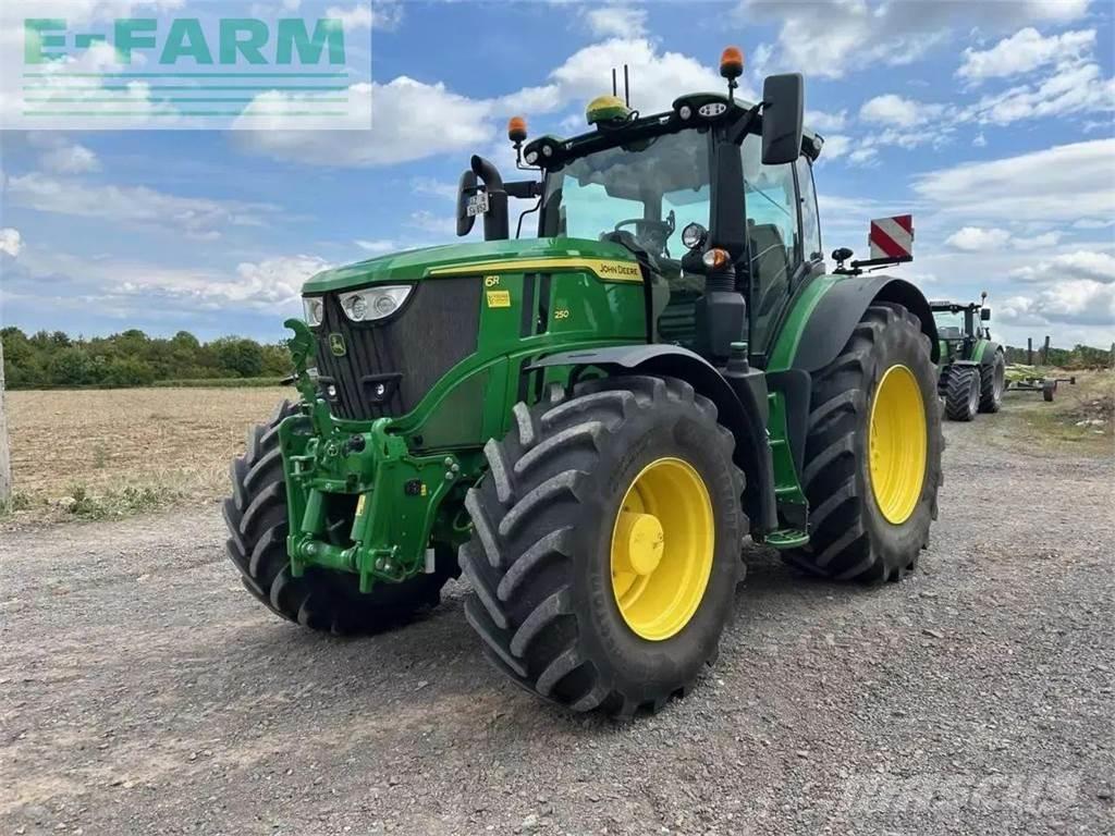 John Deere 6r 250 Tractoare