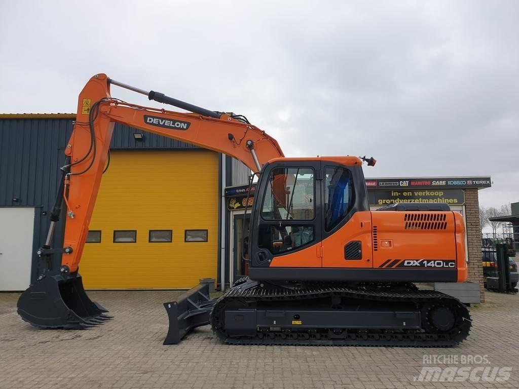 Develon DX140LC Excavatoare pe șenile
