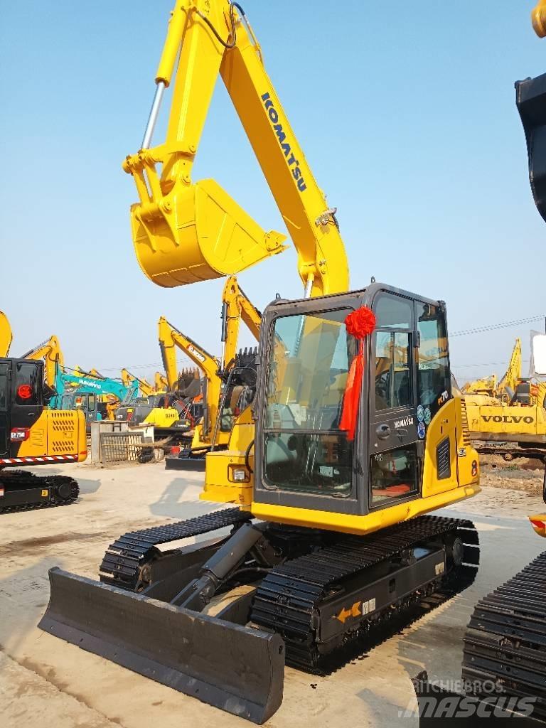 Komatsu PC 70 Excavatoare pe șenile
