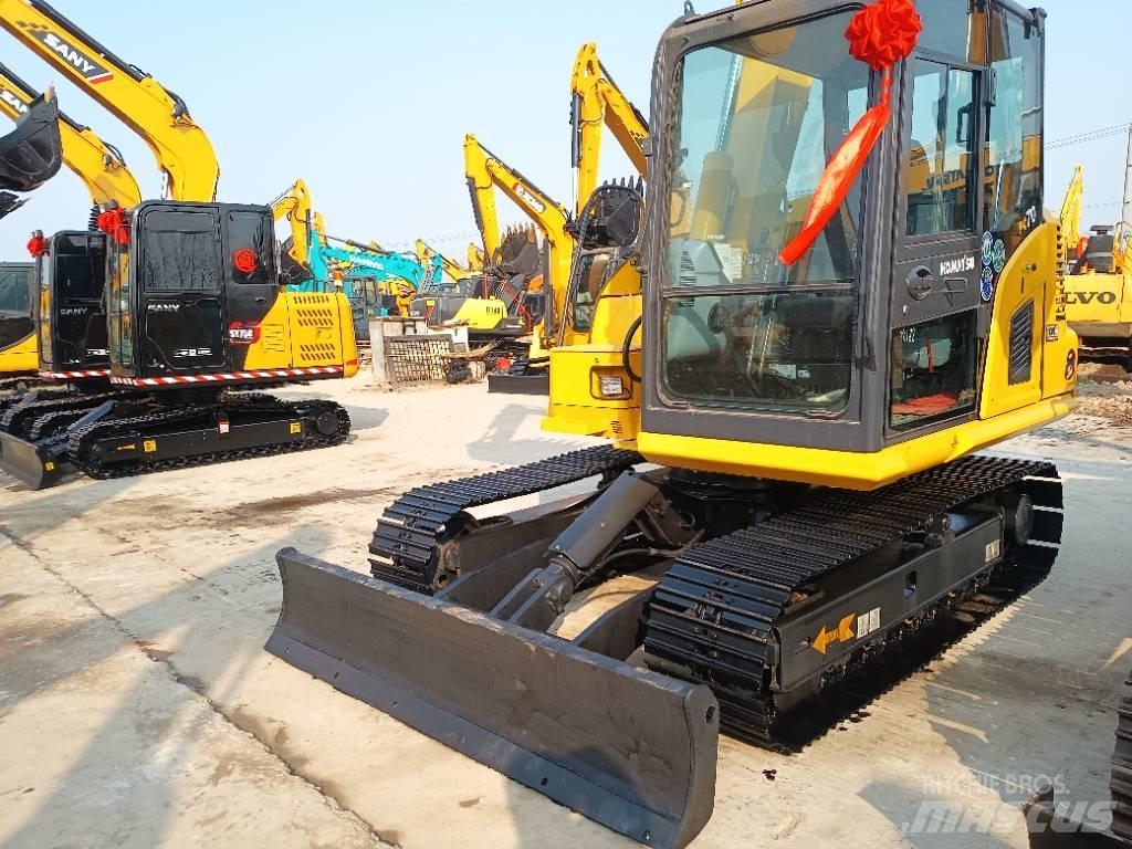 Komatsu PC 70 Excavatoare pe șenile
