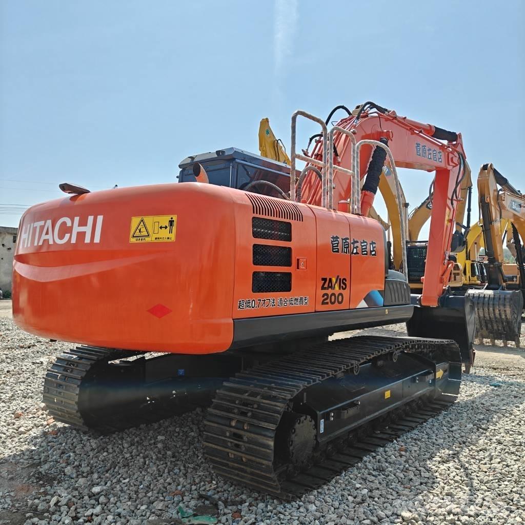 Hitachi 200-3 Excavatoare pe șenile
