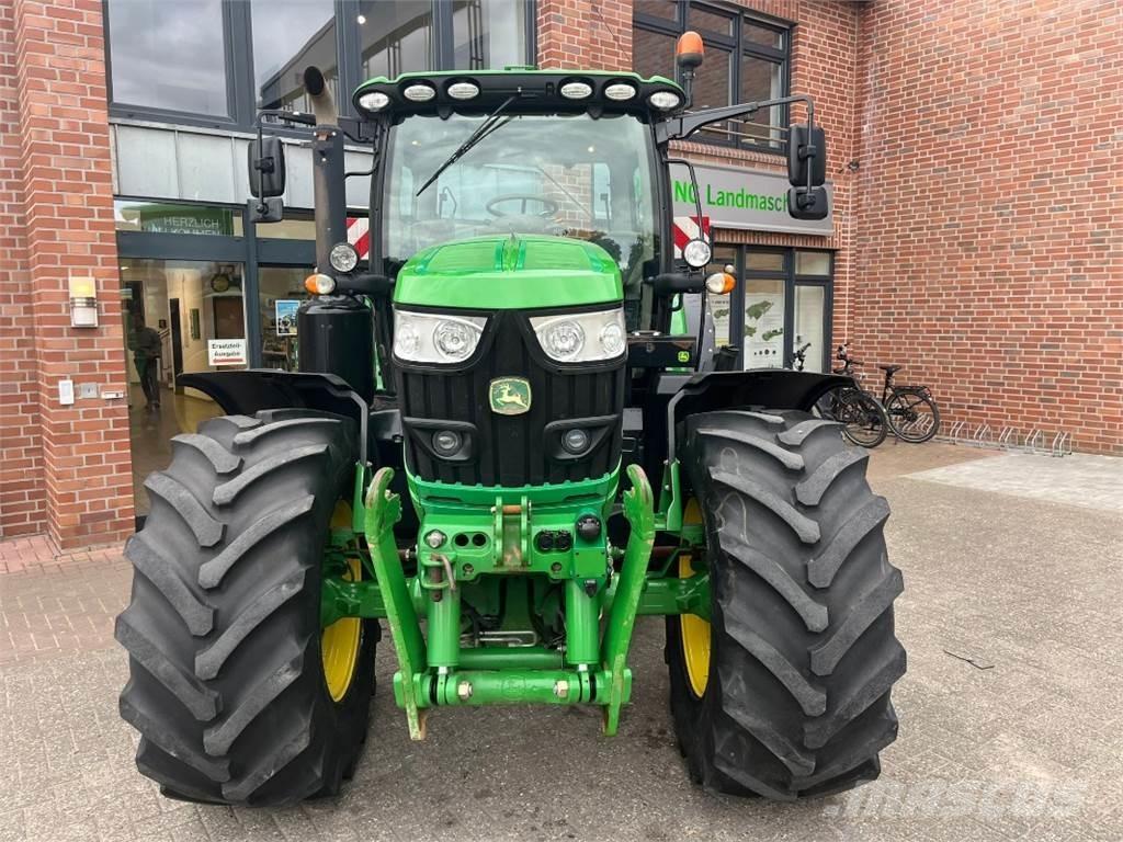 John Deere 6155R Tractoare
