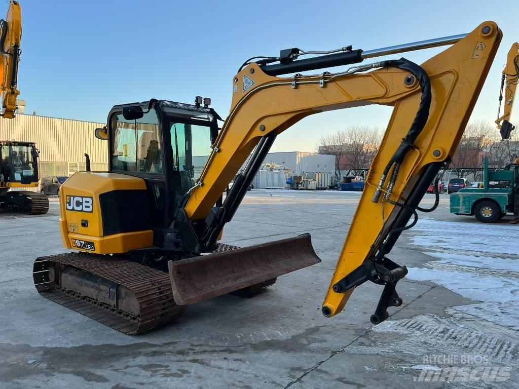 JCB 67 C Mini excavatoare < 7t