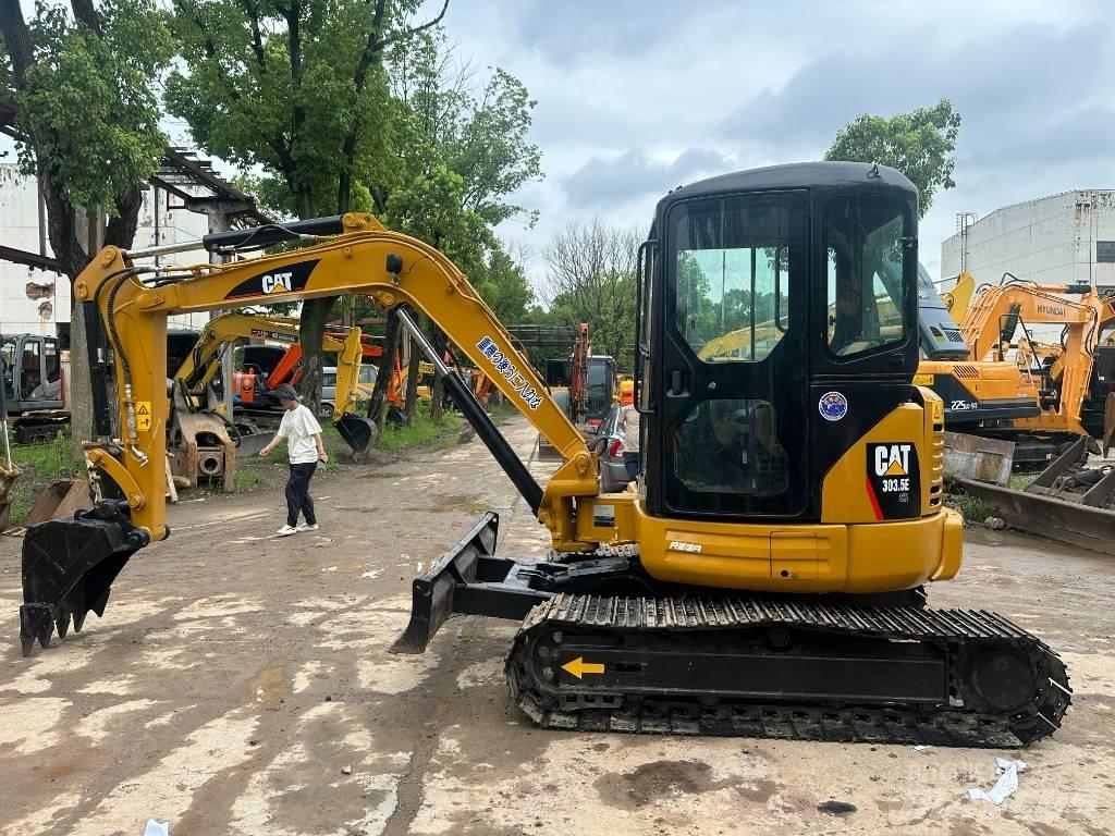 CAT 303 Mini excavatoare < 7t