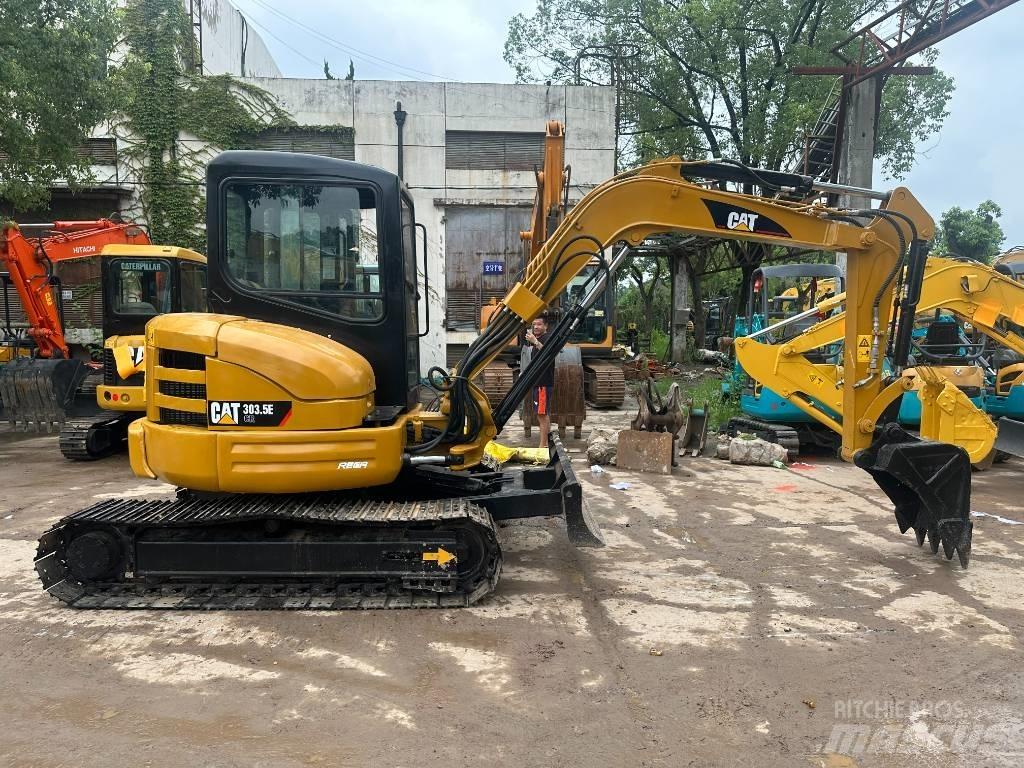 CAT 303 Mini excavatoare < 7t