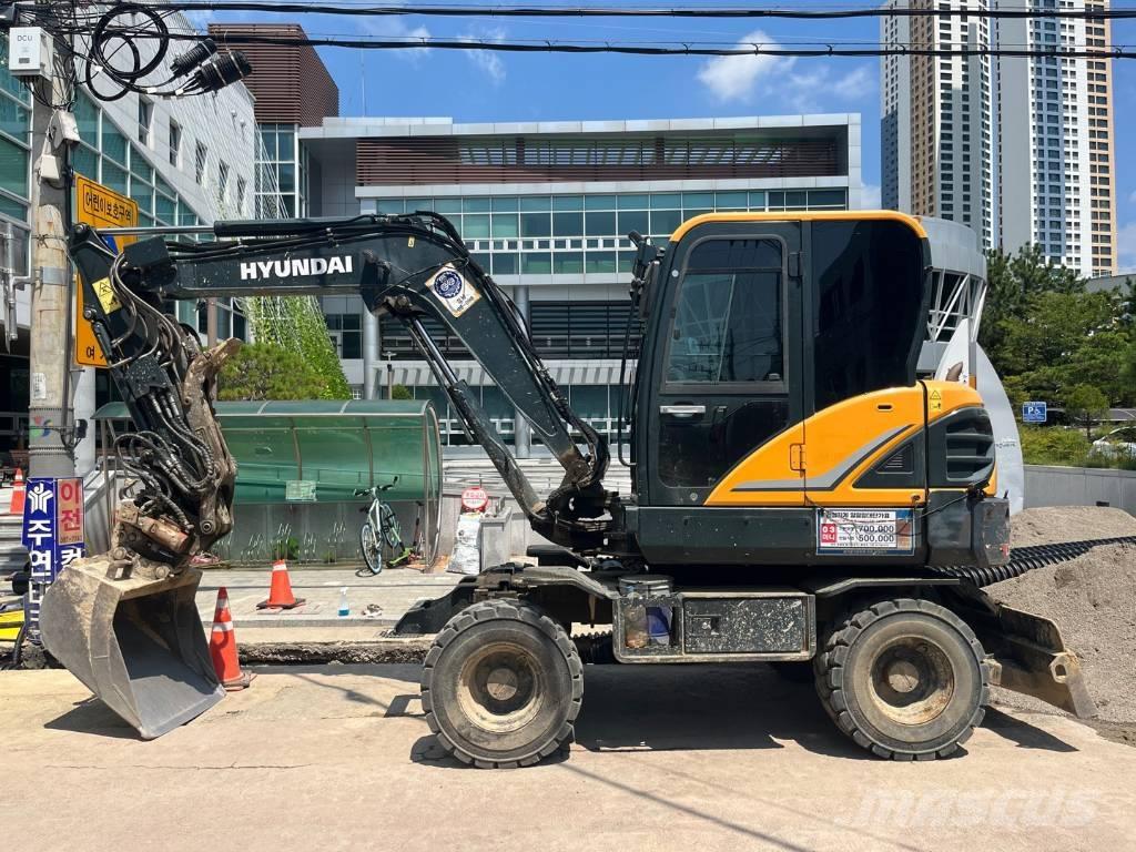 Hyundai HW60 Excavatoare cu roti