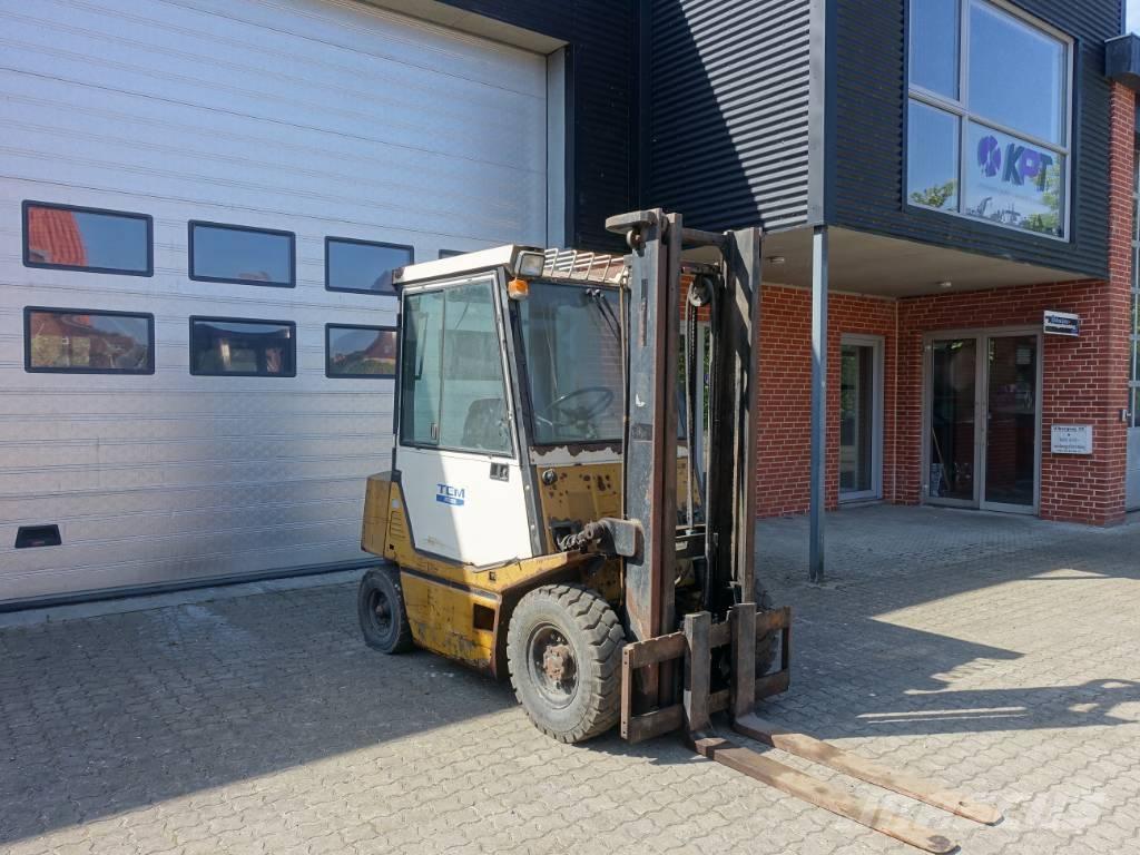 TCM FD 25 Z2 Stivuitor diesel