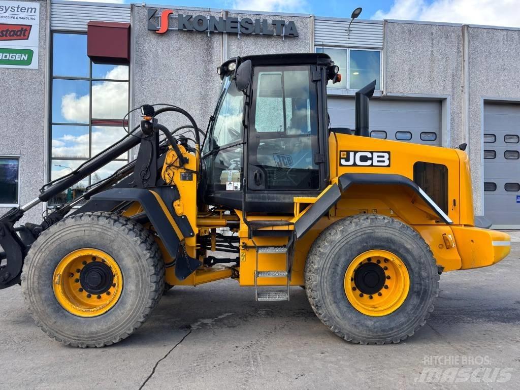 JCB 437 HT Incarcator pe pneuri