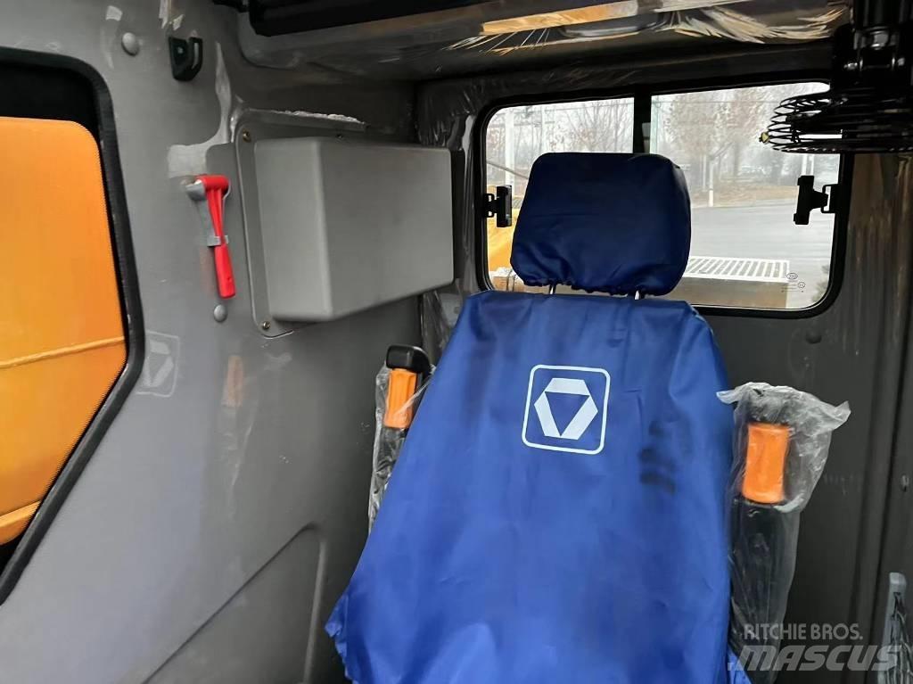 XCMG XCT 25 Macara pentru orice teren