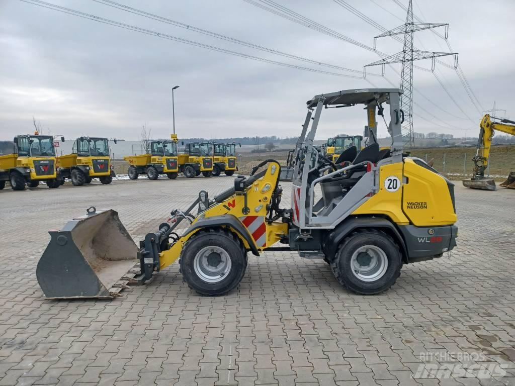 Wacker Neuson WL28 Incarcator pe pneuri