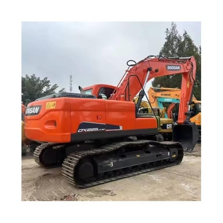 Doosan DX 225 LC-9C Excavatoare pe șenile
