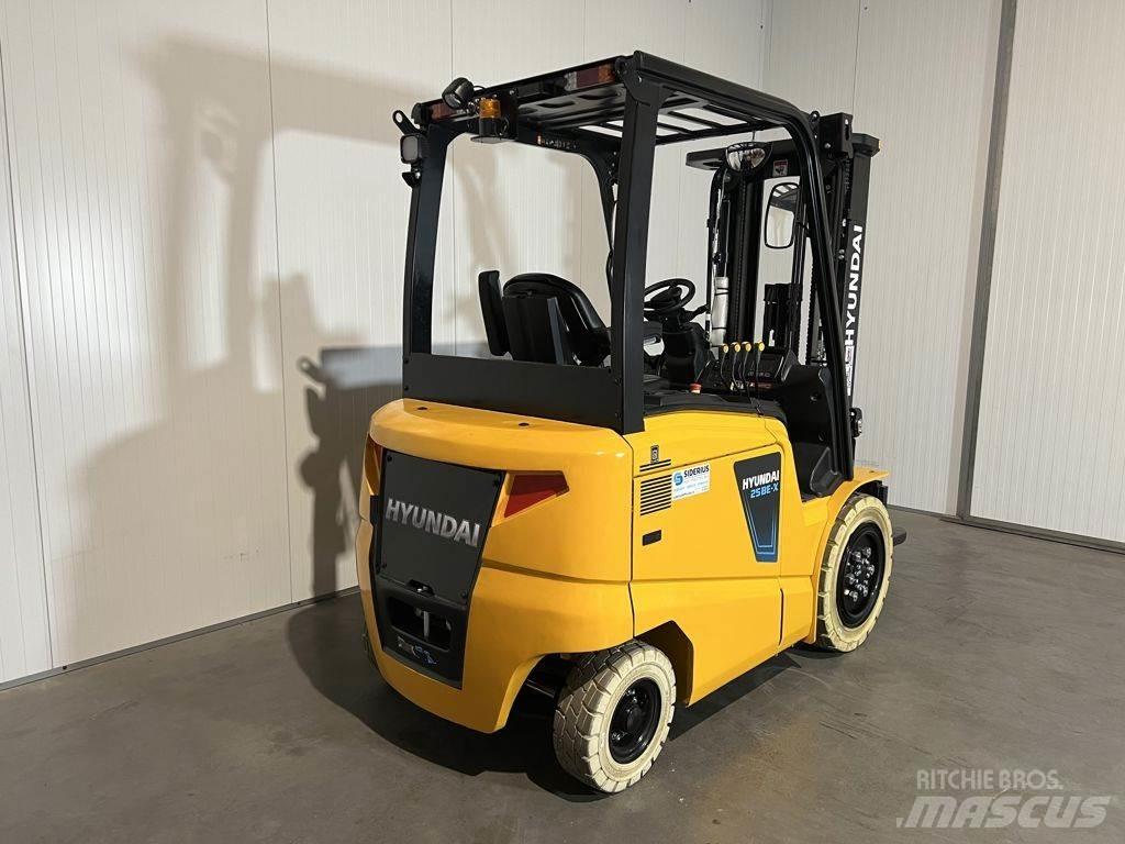 Hyundai 25BE-X Stivuitor electric
