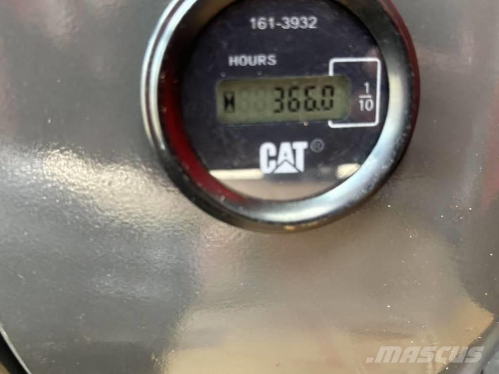 CAT 325 D Excavatoare pe șenile

