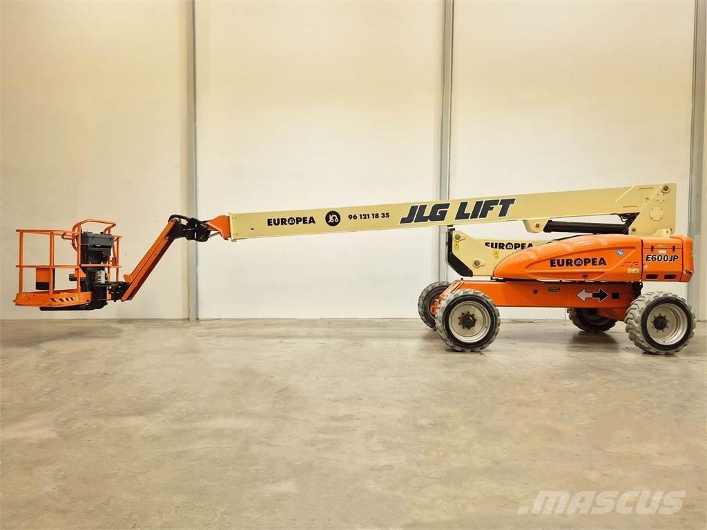 JLG E600JP Nacele cu brat articulat