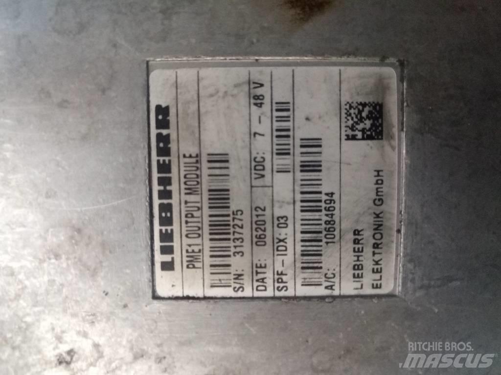 Liebherr R 916 LC Electronice