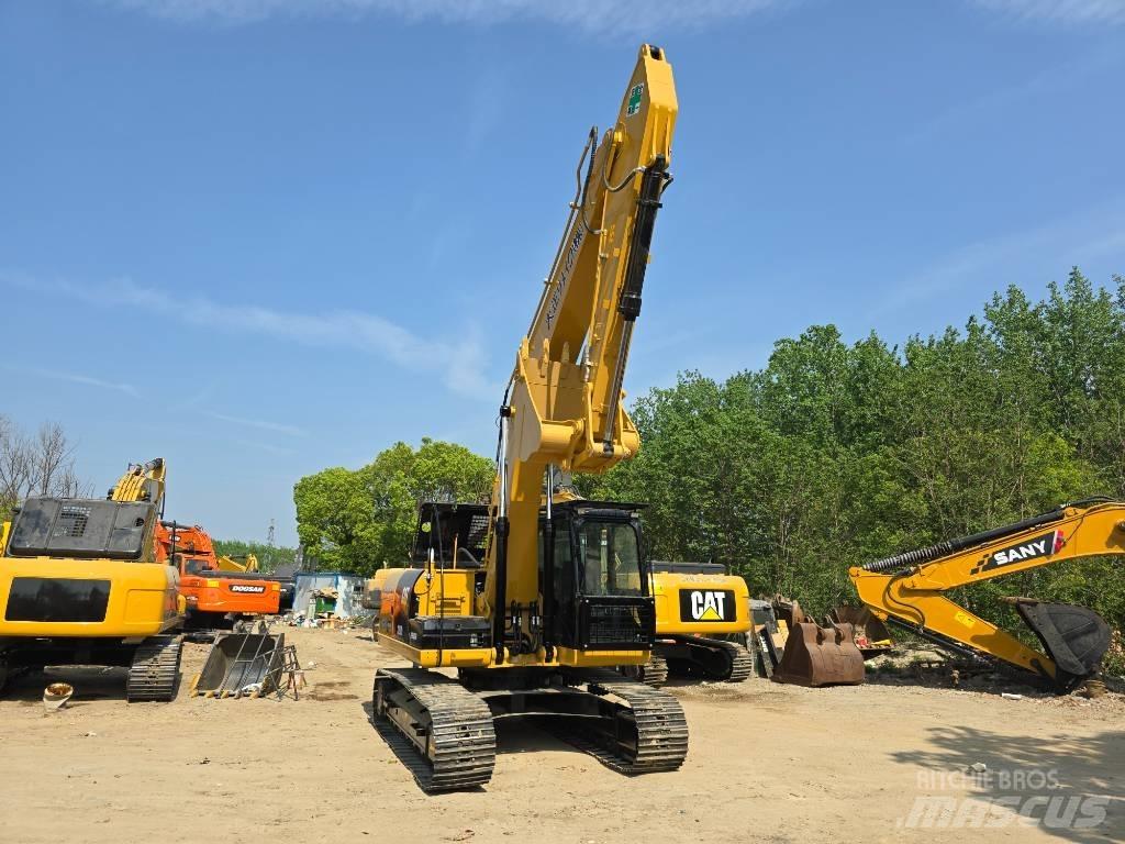 CAT 320 D 2 Excavatoare 7t - 12t