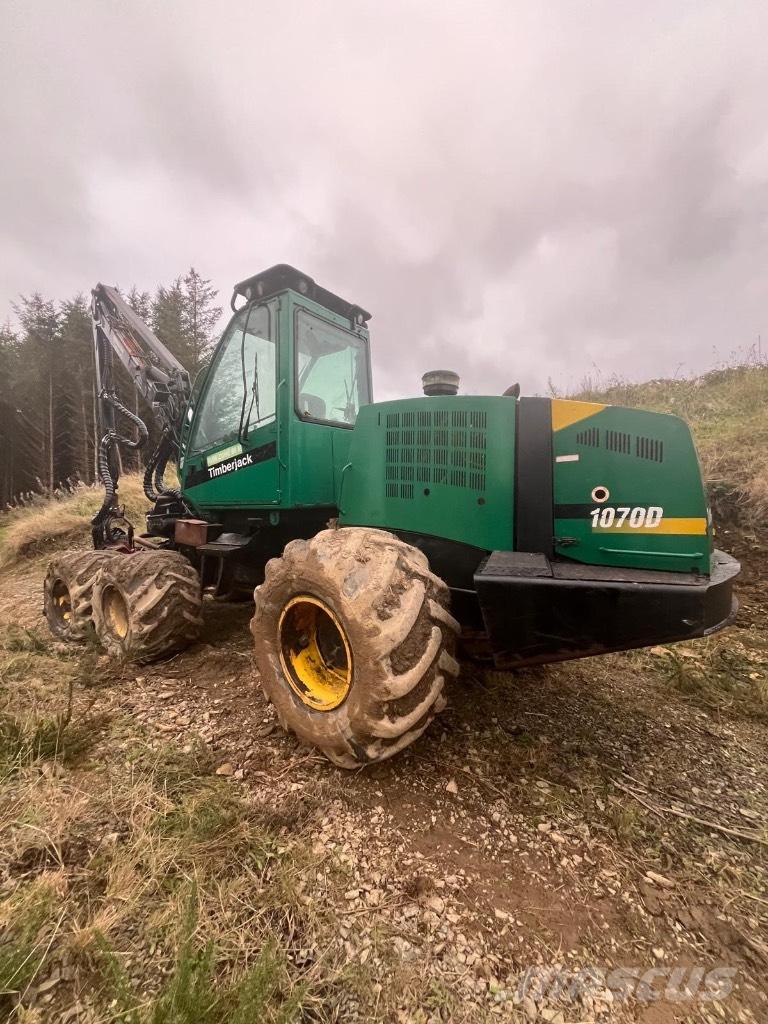 Timberjack 1070D Combine forestiere