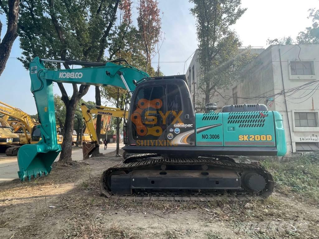 Kobelco SK 200-8 Excavatoare pe șenile
