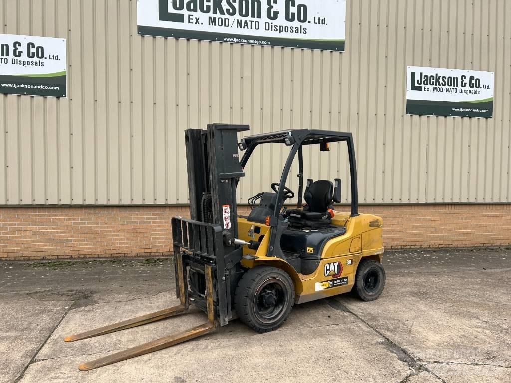 CAT DP 30 N Stivuitor diesel