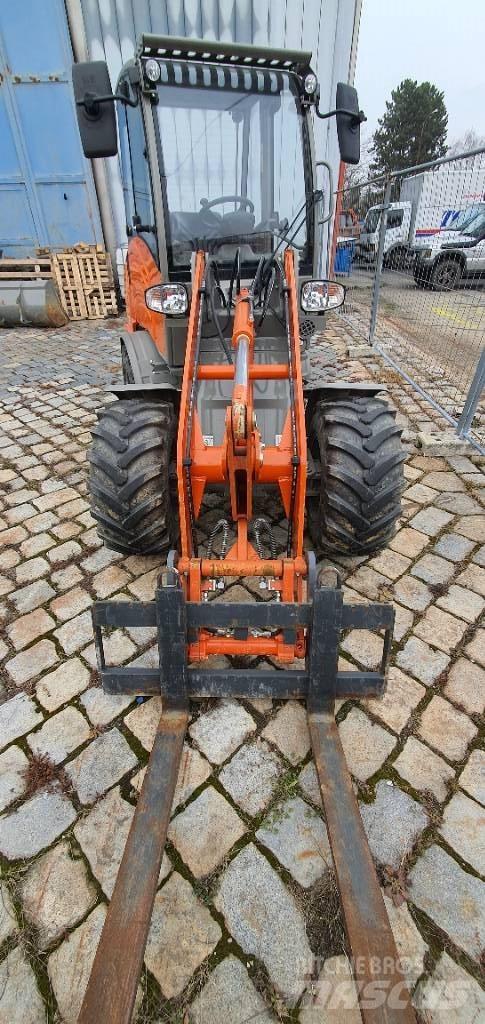 Weycor AR 380 Incarcator pe pneuri
