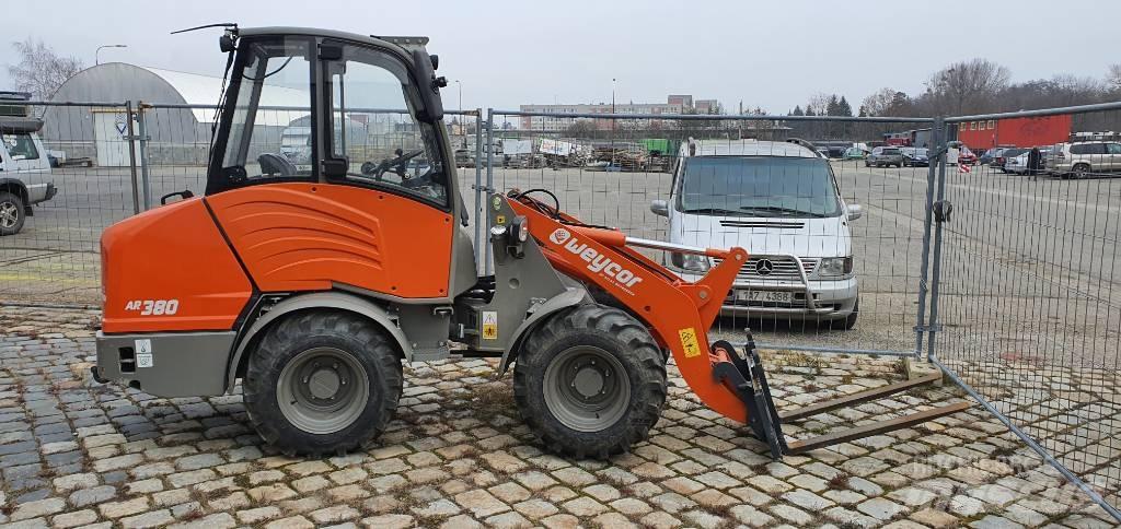 Weycor AR 380 Incarcator pe pneuri
