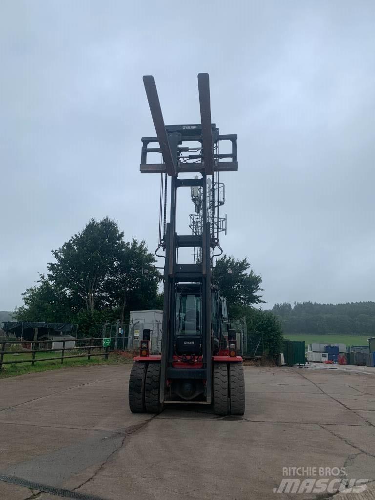 Kalmar DCG120-12 Stivuitor diesel