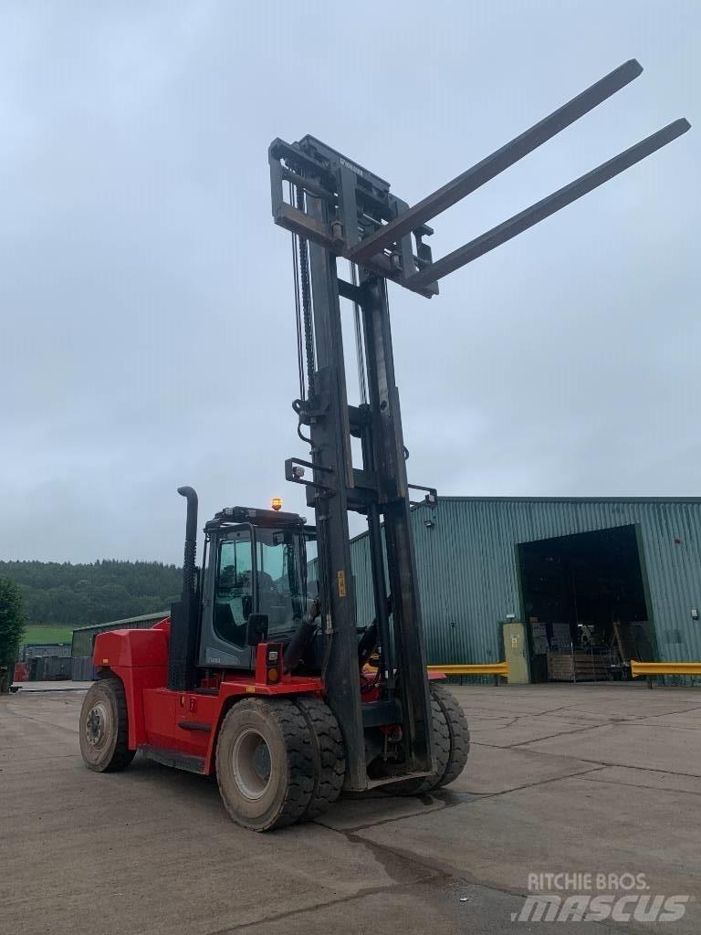 Kalmar DCG120-12 Stivuitor diesel