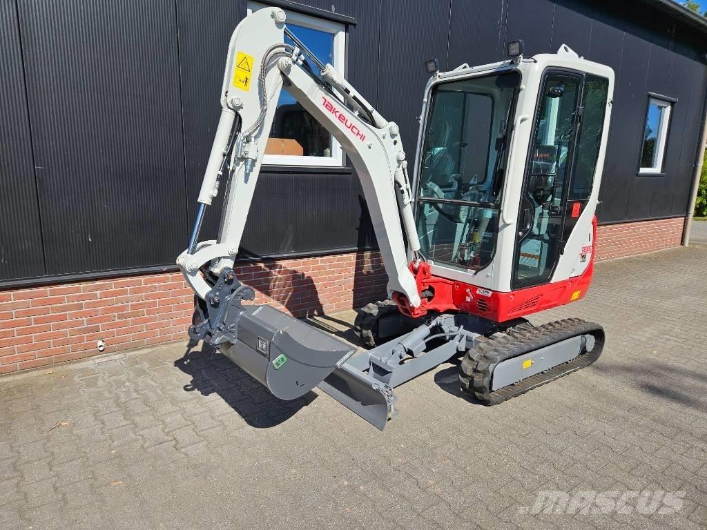 Takeuchi TB320 Demo Mini excavatoare < 7t