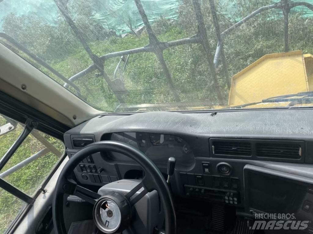 Komatsu HD 605-7 Camioane cu basculante rigide