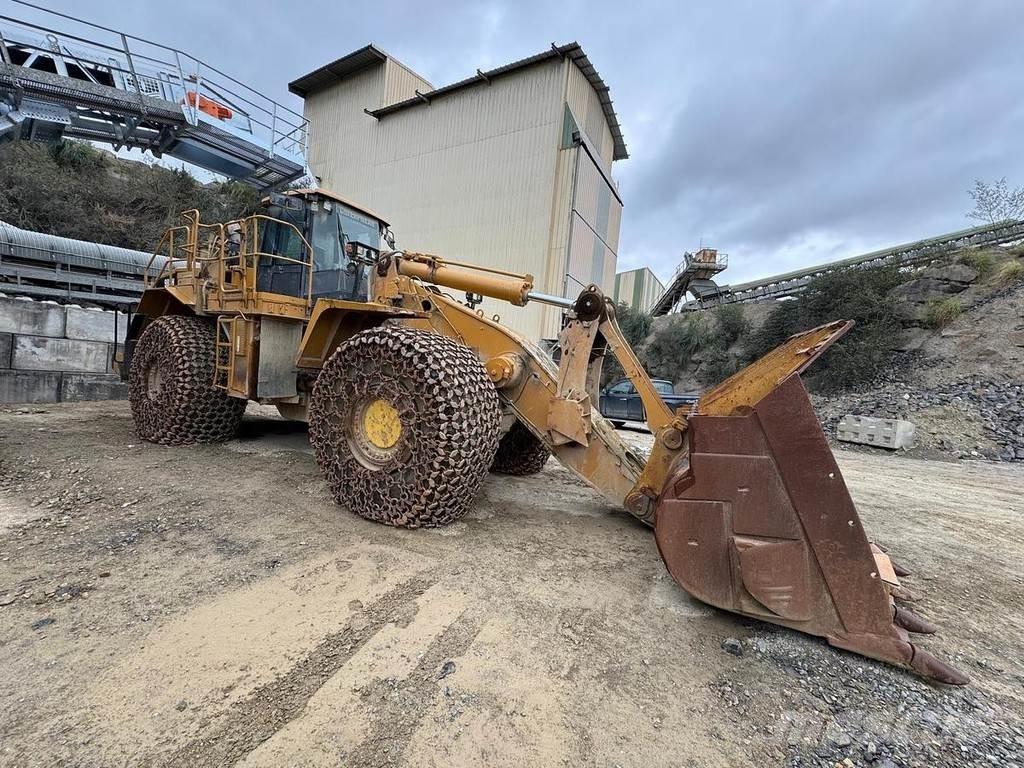 CAT 988H - Incarcator pe pneuri