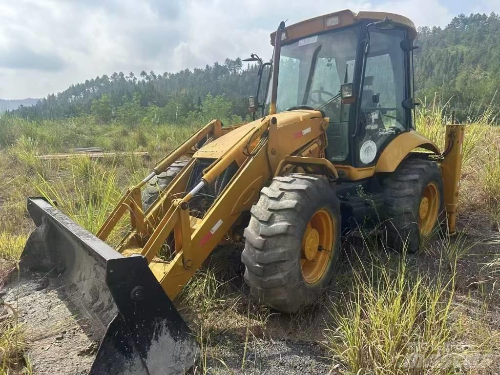 JCB 4 CX Excavatoare pe șenile
