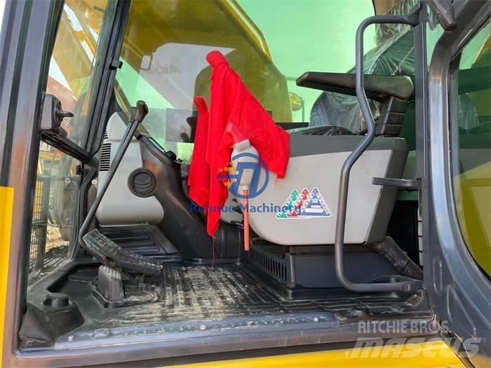 Komatsu PC 220-8 Excavatoare pe șenile
