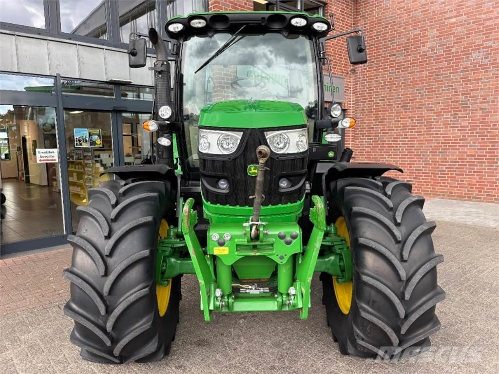 John Deere 6125R Tractoare