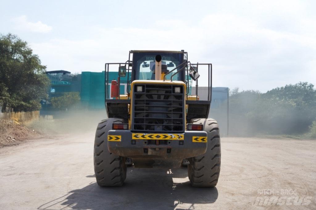 Komatsu WA 380-6 Incarcator pe pneuri