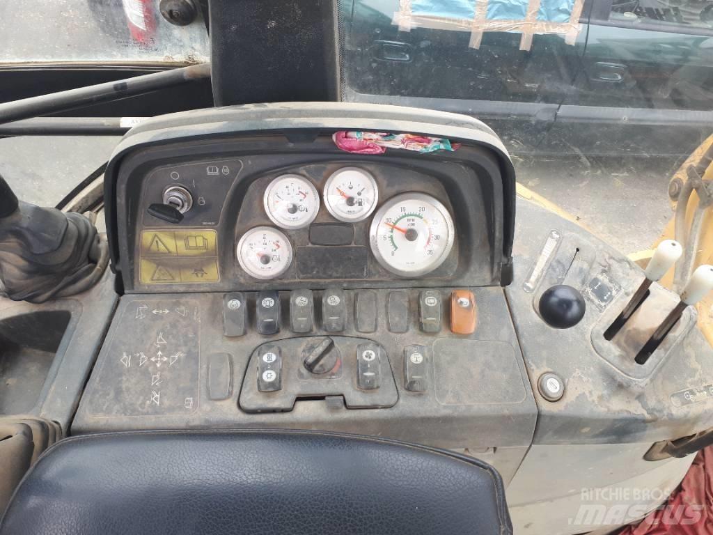 CAT 428 D Buldoexcavatoare