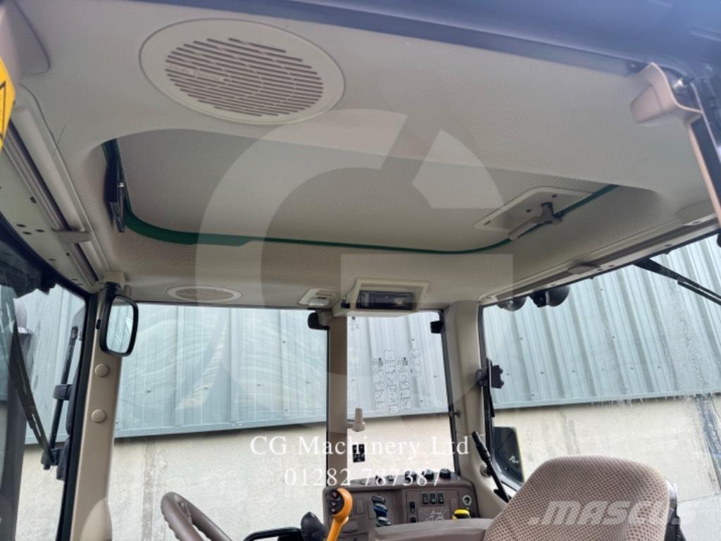 John Deere 6130 M Tractoare