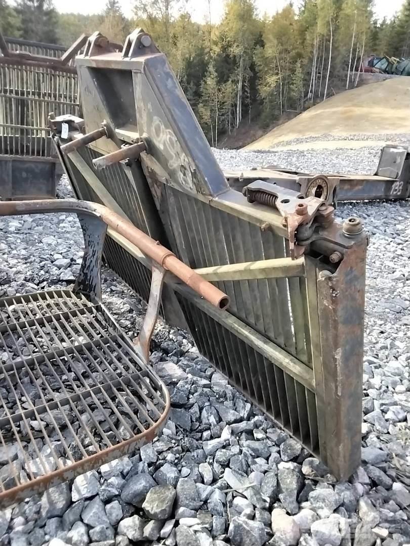 Valmet 860.1 Alte componente