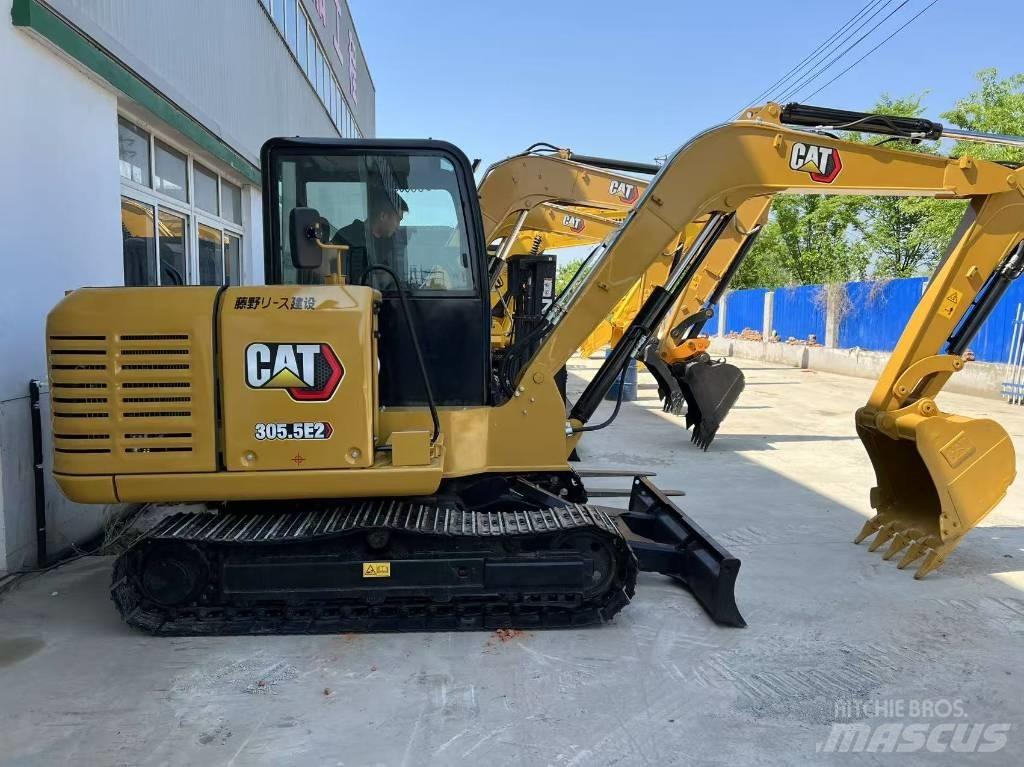 CAT 305.5 Excavatoare pe șenile
