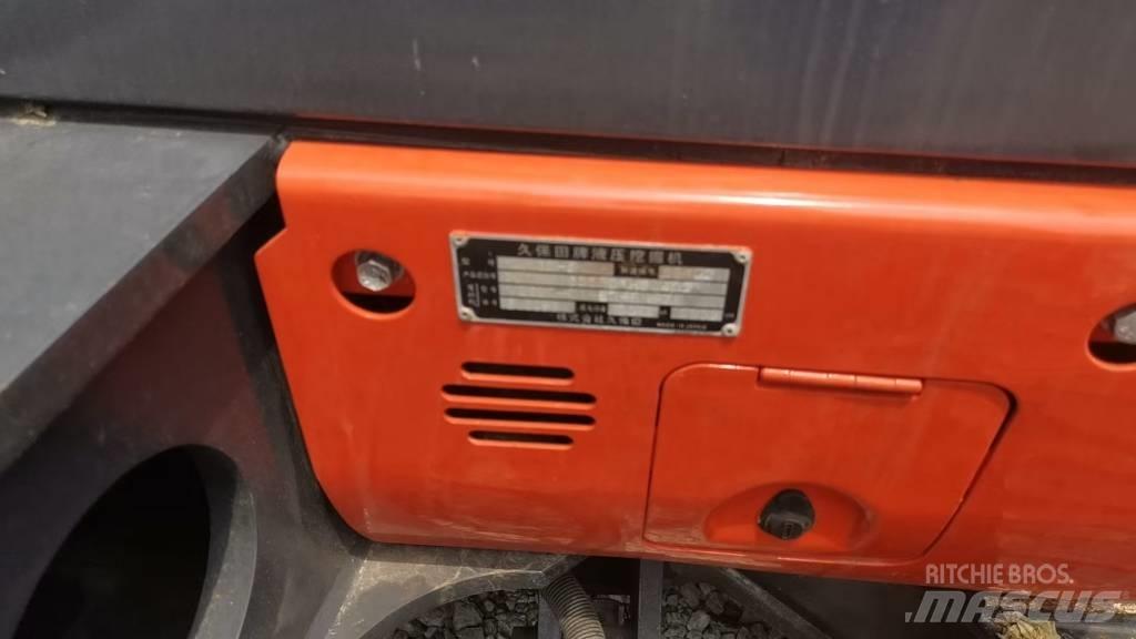 Kubota KX 165 Excavatoare pe șenile
