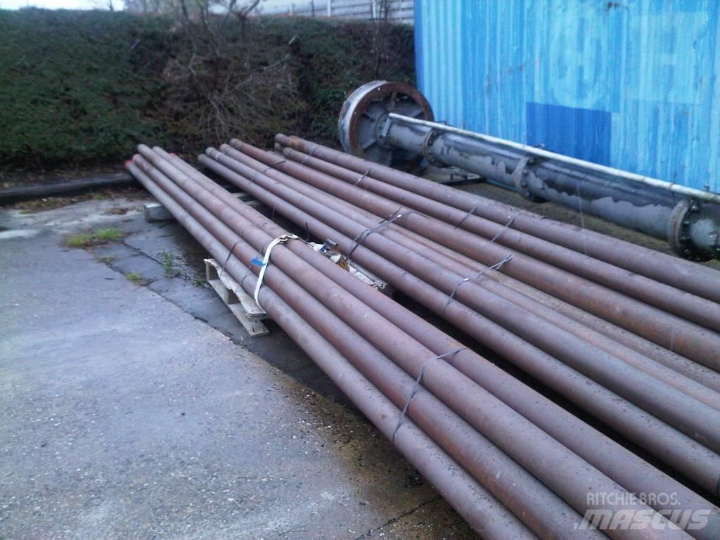  Drill pipes 32' X 4" Echipamente de foraj specializate